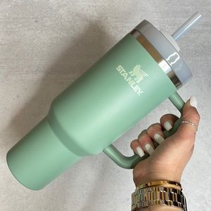 Stanley RARE 40oz Quencher H2.0 Flowstate Tumbler